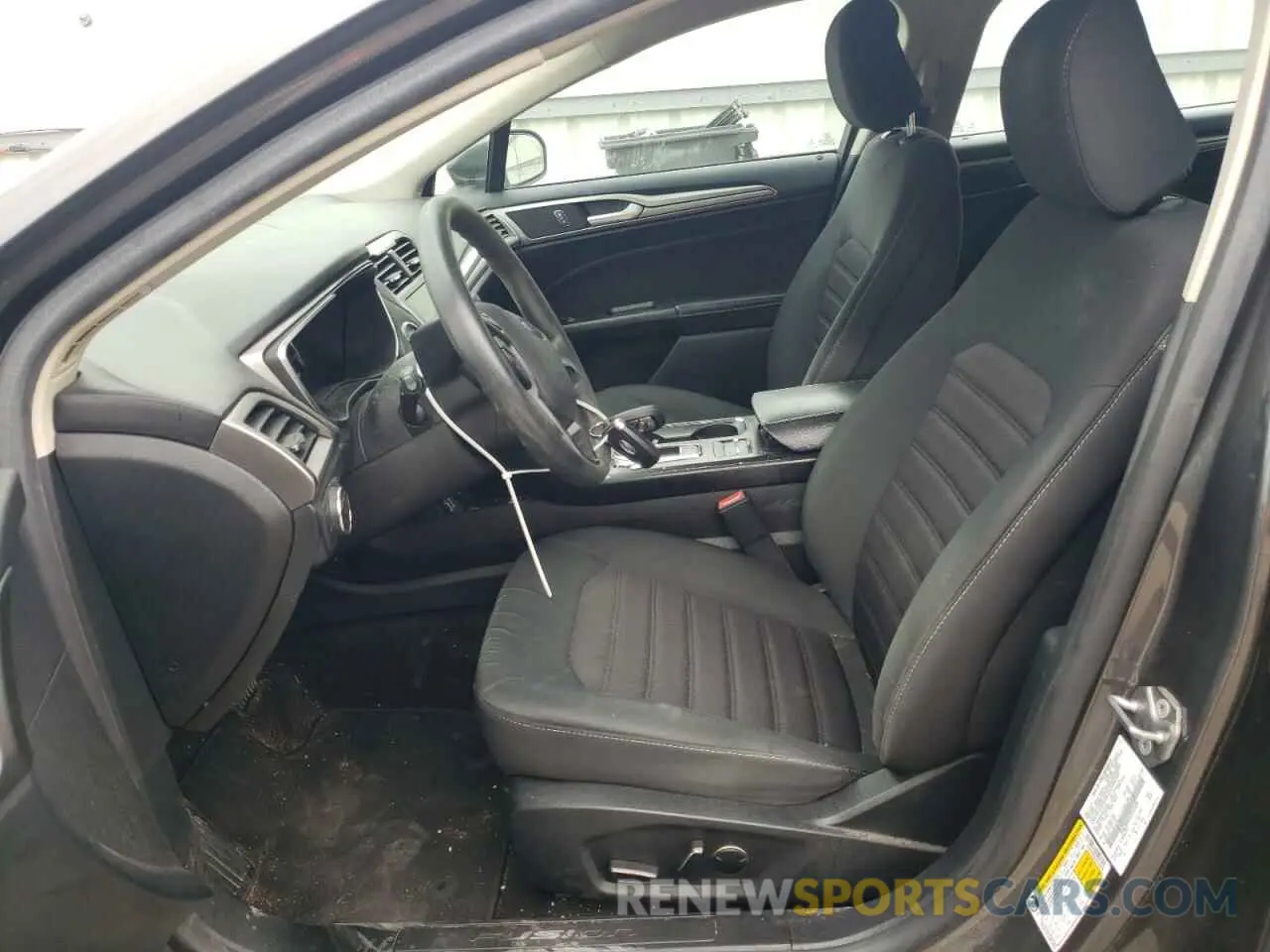 7 Photograph of a damaged car 3FA6P0HD2LR143538 FORD FUSION 2020