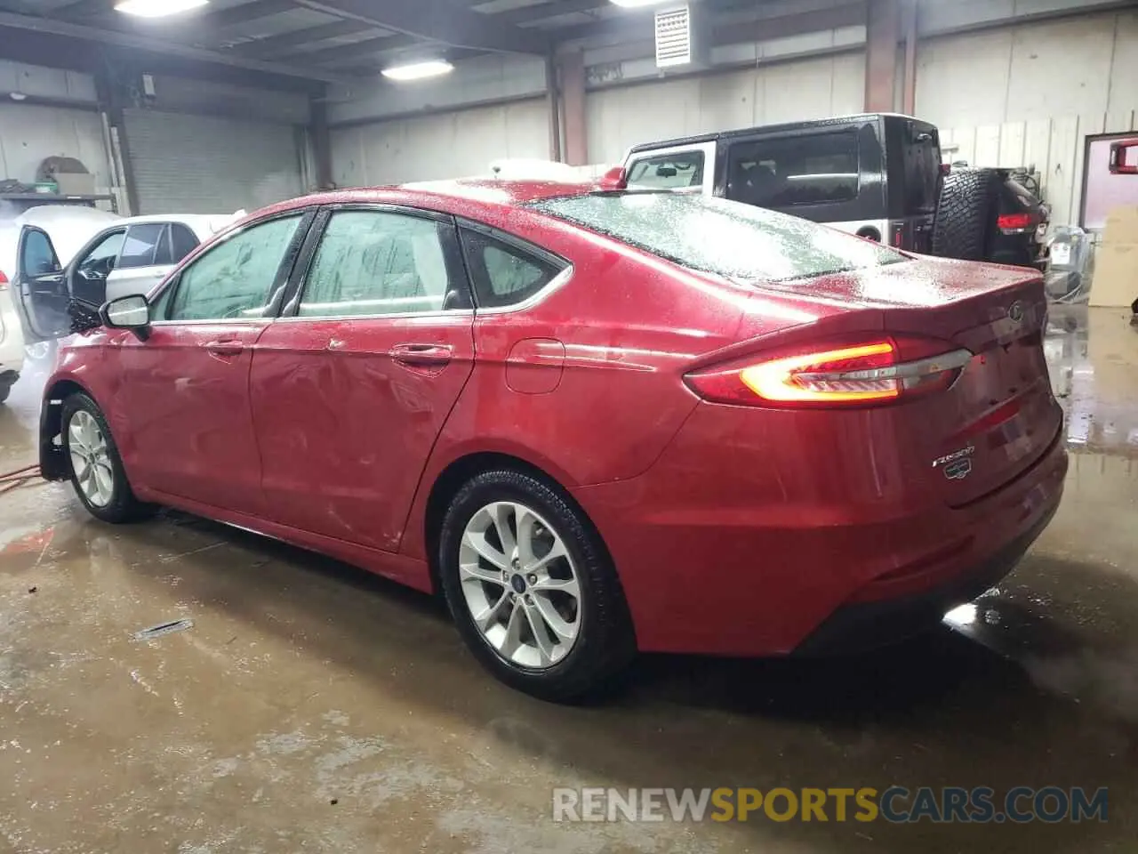 2 Photograph of a damaged car 3FA6P0HD2LR144348 FORD FUSION 2020