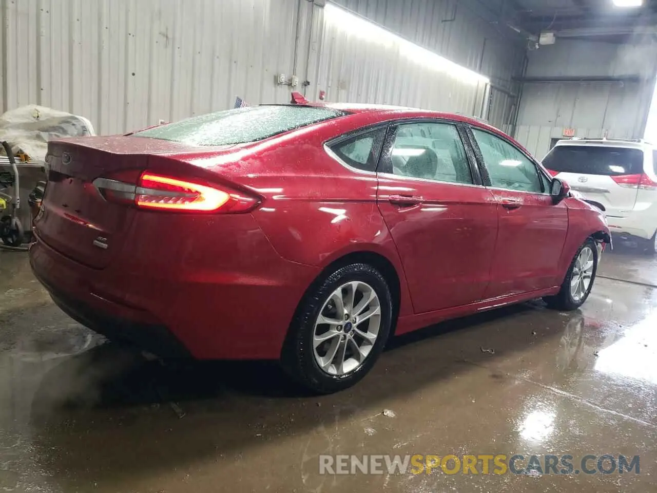 3 Photograph of a damaged car 3FA6P0HD2LR144348 FORD FUSION 2020