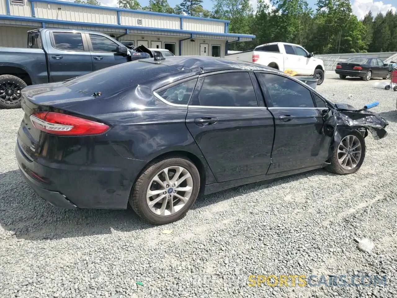 3 Photograph of a damaged car 3FA6P0HD2LR150490 FORD FUSION 2020
