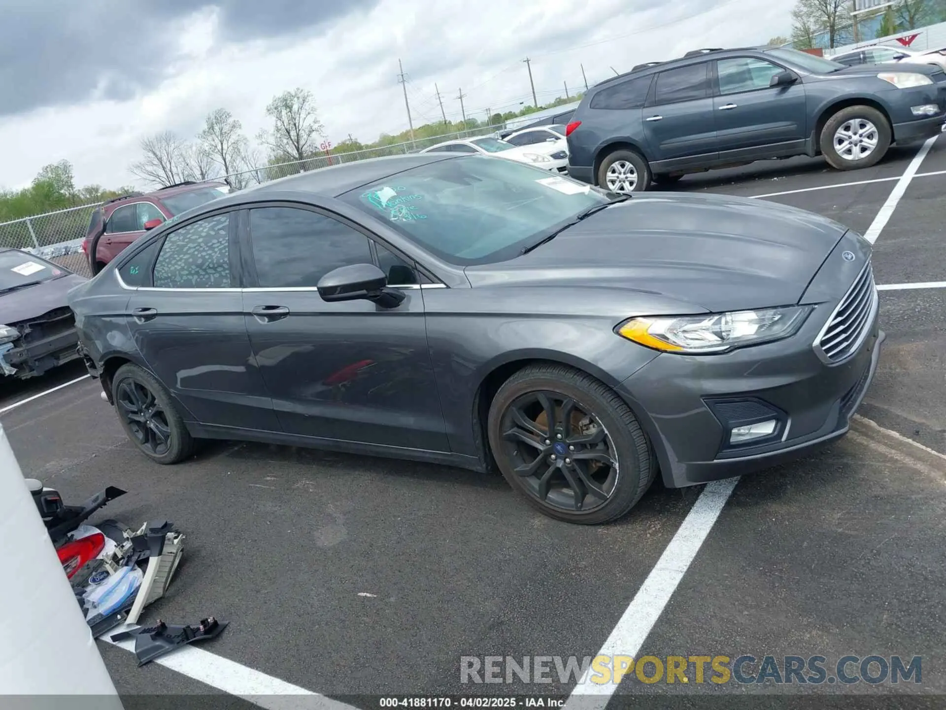 13 Photograph of a damaged car 3FA6P0HD2LR161148 FORD FUSION 2020