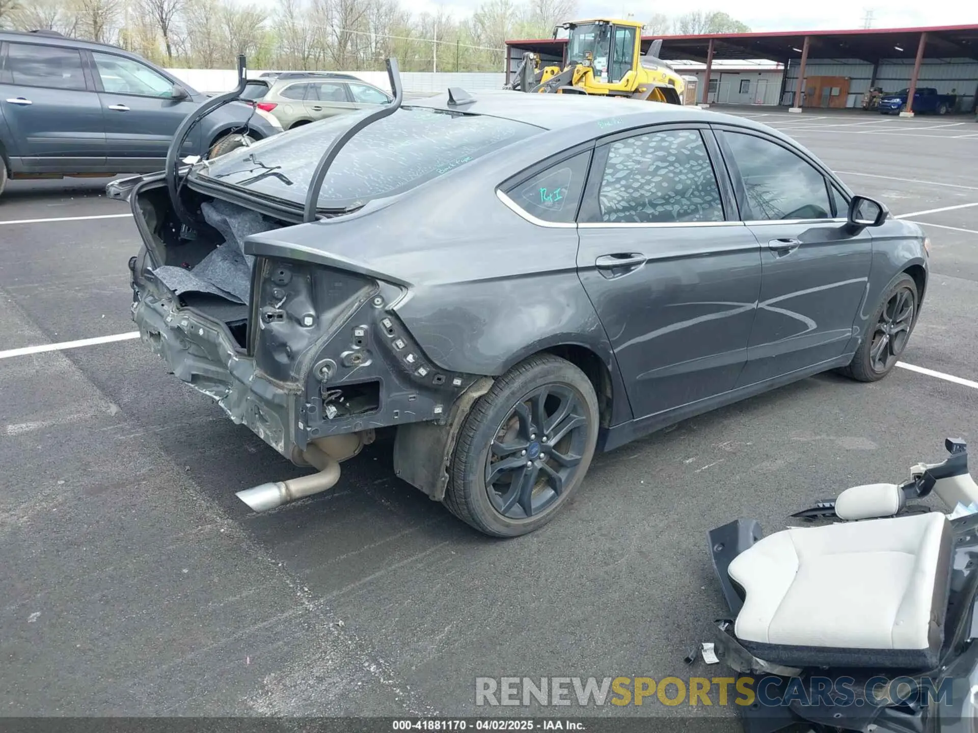 4 Photograph of a damaged car 3FA6P0HD2LR161148 FORD FUSION 2020