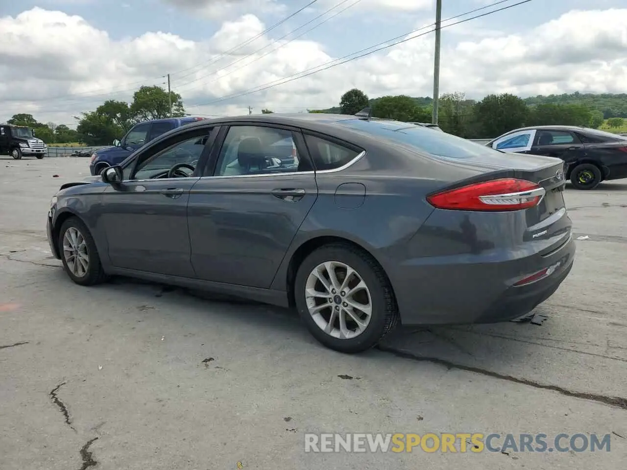 2 Photograph of a damaged car 3FA6P0HD2LR164955 FORD FUSION 2020