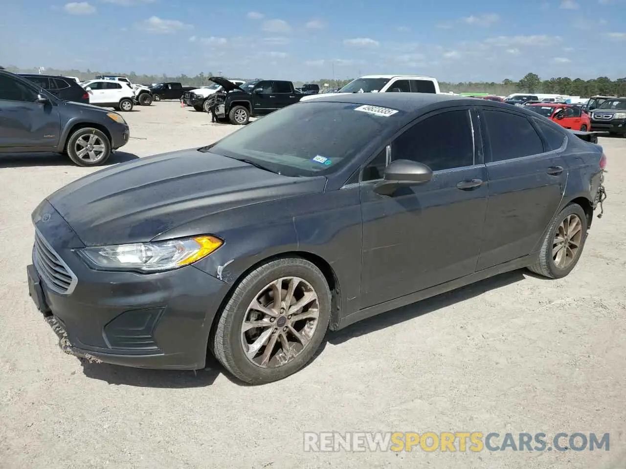 1 Photograph of a damaged car 3FA6P0HD2LR168245 FORD FUSION 2020