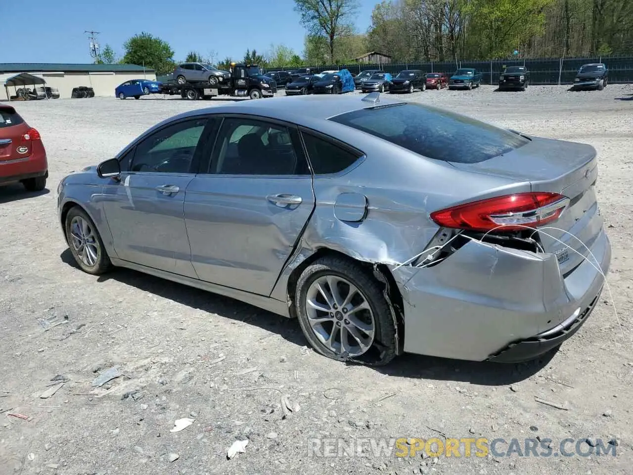 2 Photograph of a damaged car 3FA6P0HD2LR184283 FORD FUSION 2020