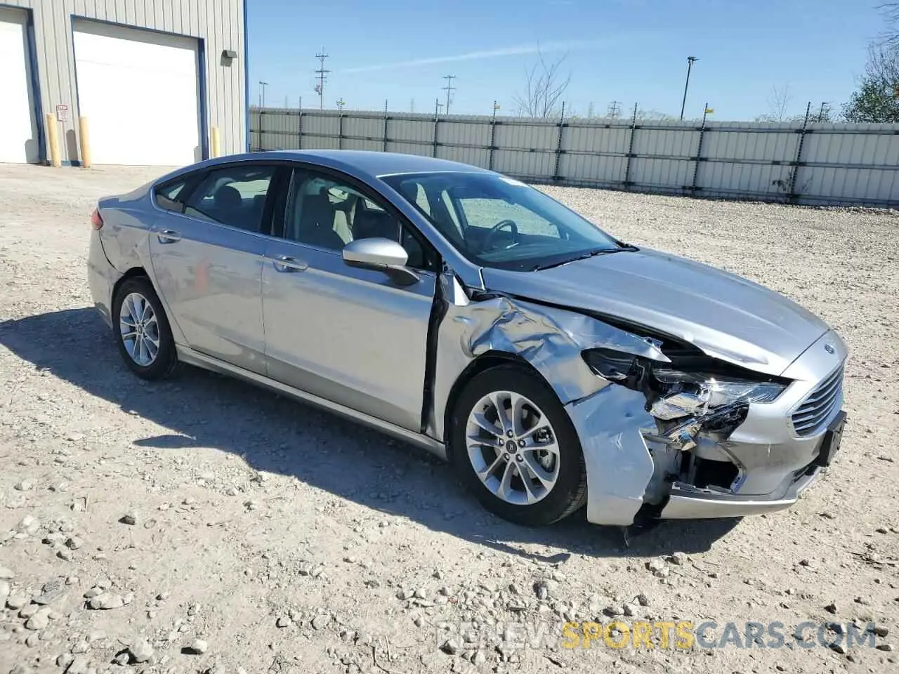 4 Photograph of a damaged car 3FA6P0HD2LR214401 FORD FUSION 2020