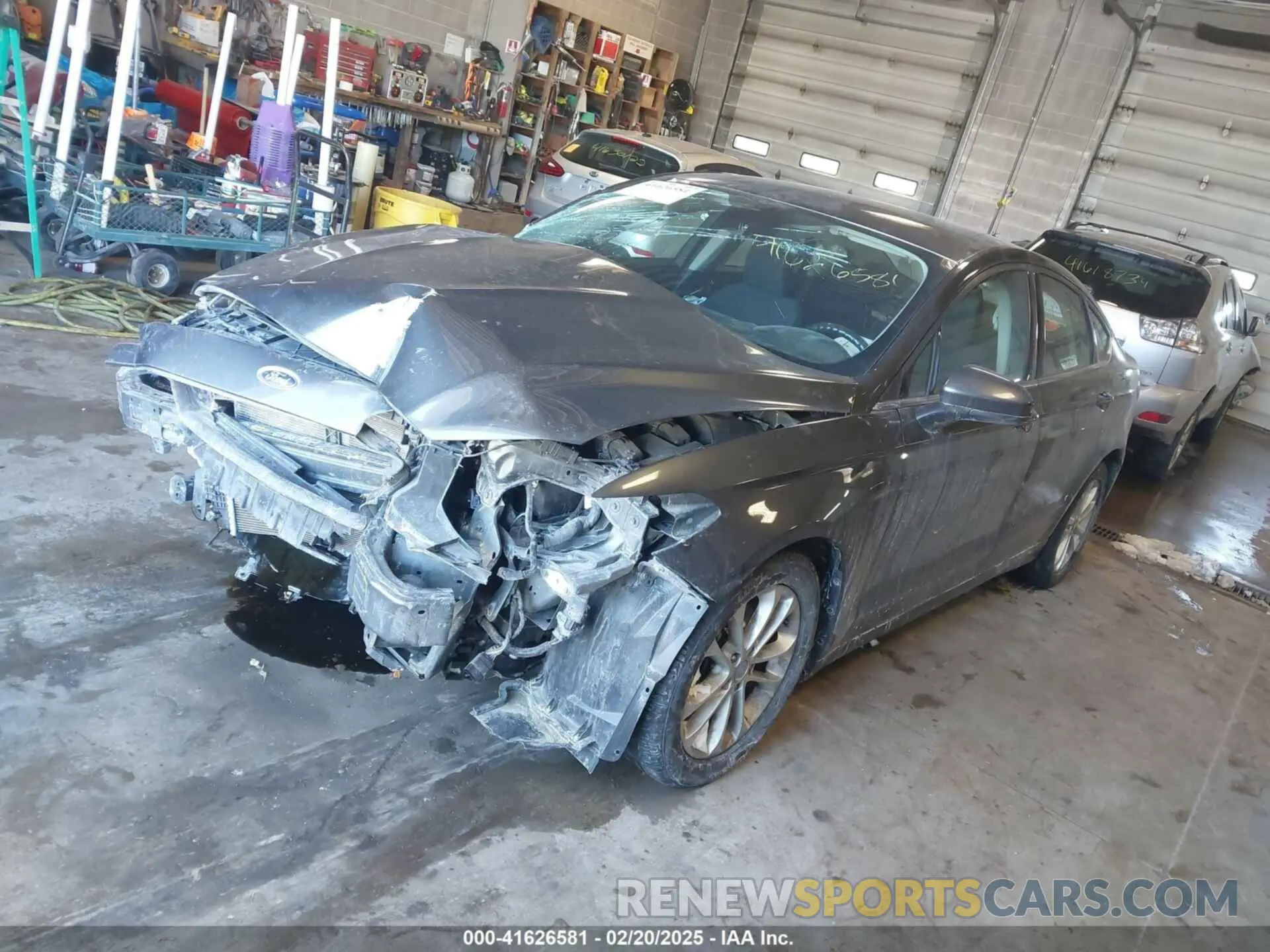2 Photograph of a damaged car 3FA6P0HD2LR220215 FORD FUSION 2020