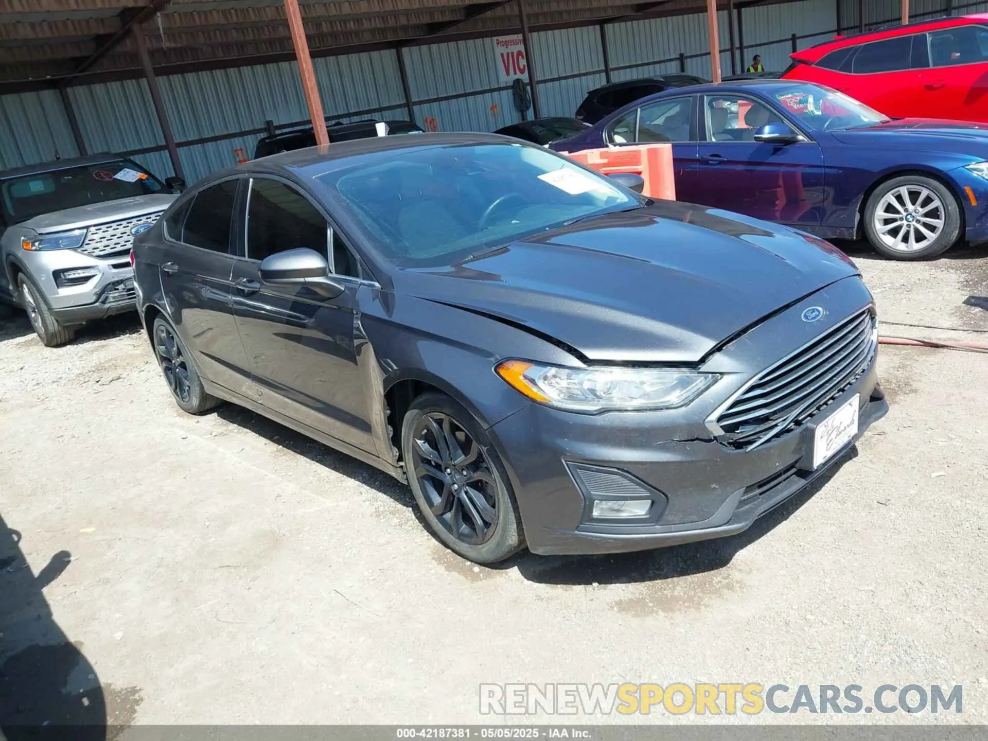 1 Photograph of a damaged car 3FA6P0HD2LR256809 FORD FUSION 2020