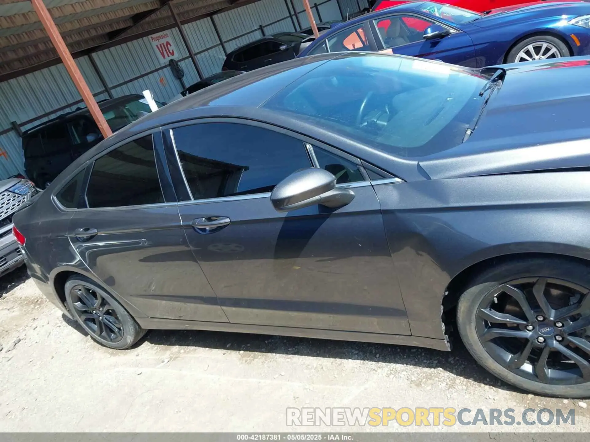 14 Photograph of a damaged car 3FA6P0HD2LR256809 FORD FUSION 2020