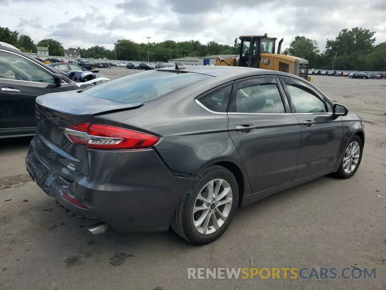 3 Photograph of a damaged car 3FA6P0HD3LR102335 FORD FUSION 2020