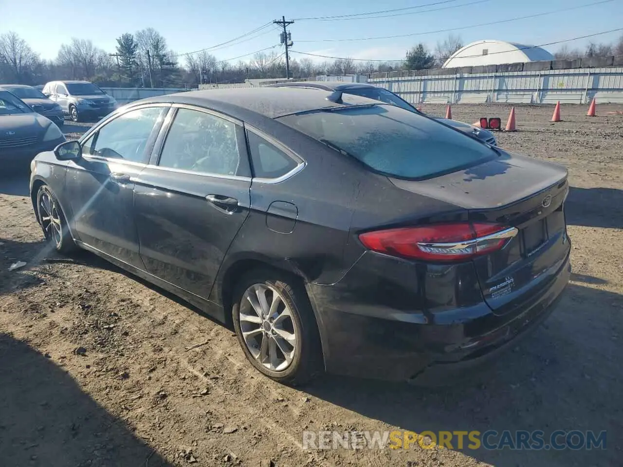 2 Photograph of a damaged car 3FA6P0HD3LR121550 FORD FUSION 2020