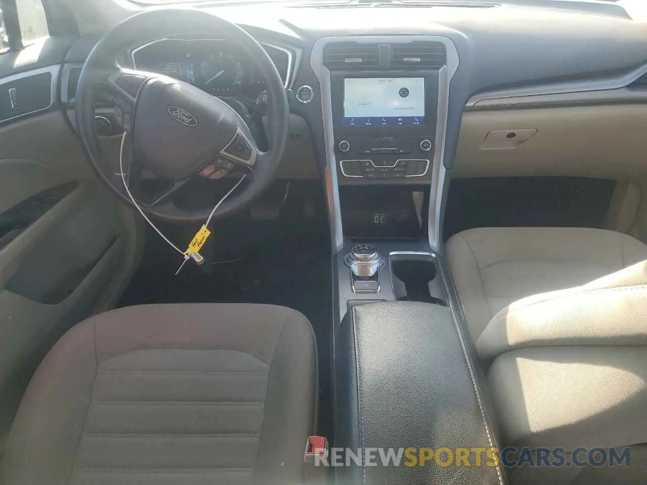 8 Photograph of a damaged car 3FA6P0HD3LR121550 FORD FUSION 2020