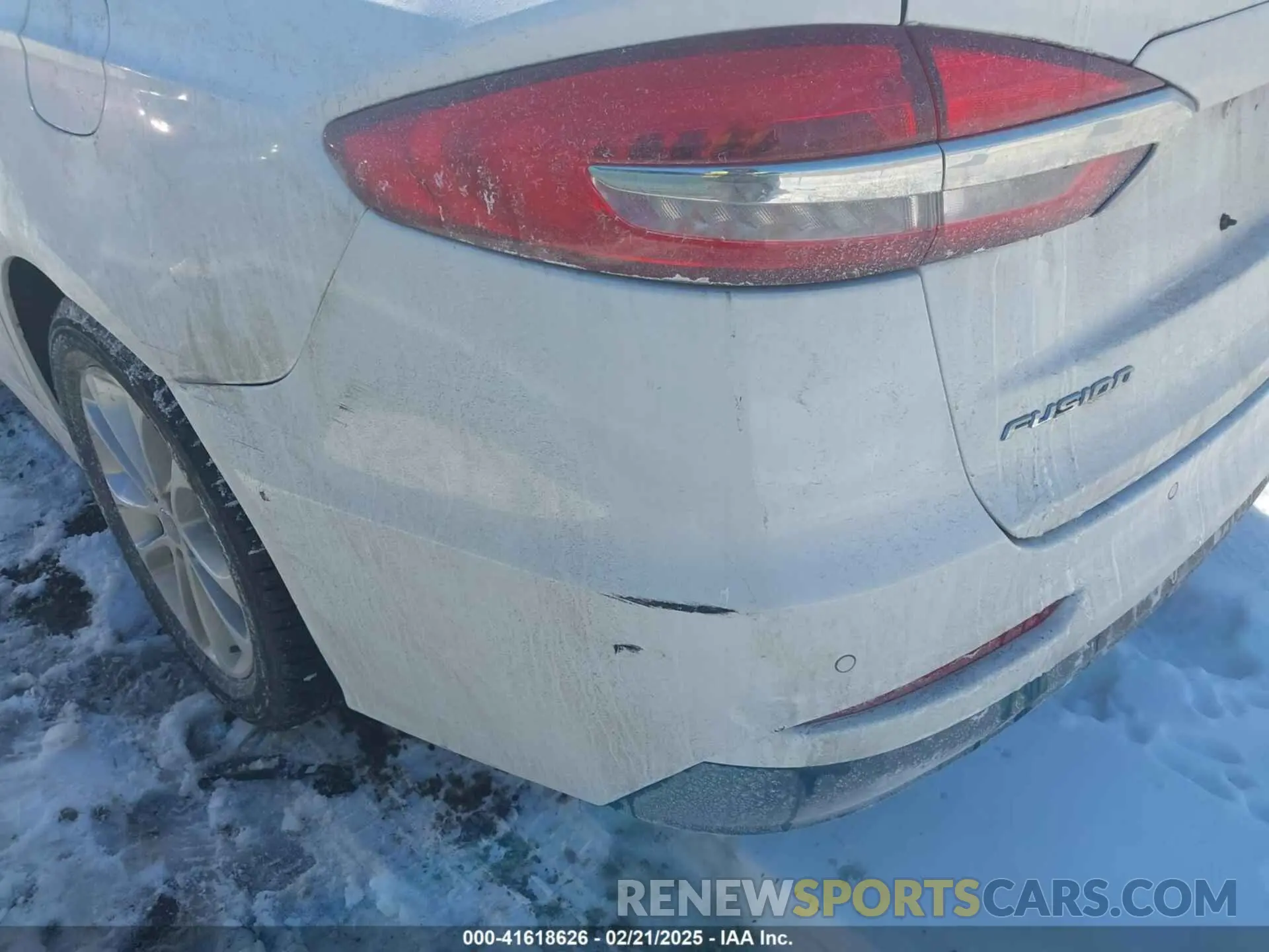 6 Photograph of a damaged car 3FA6P0HD3LR146853 FORD FUSION 2020