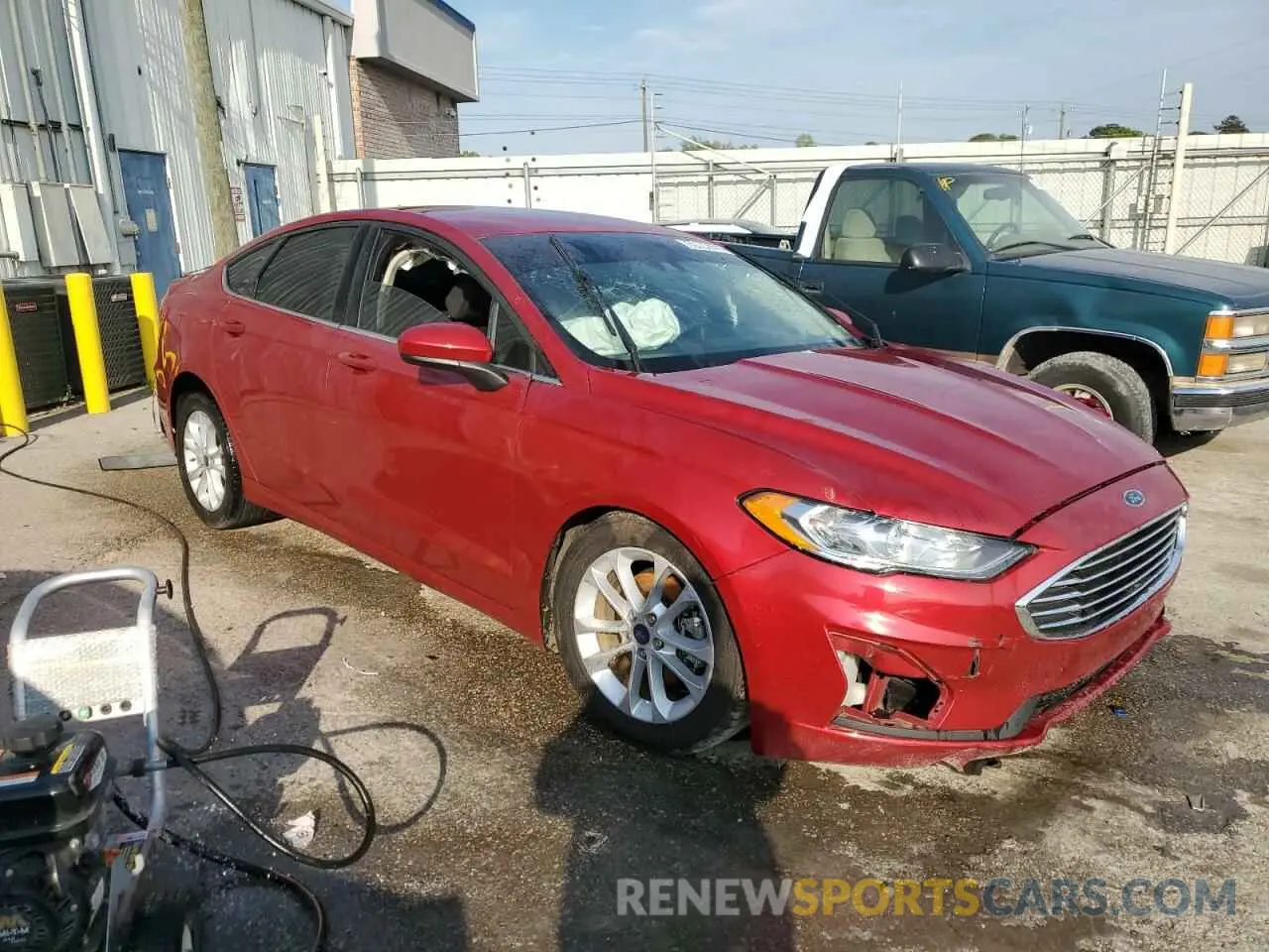 4 Photograph of a damaged car 3FA6P0HD3LR159988 FORD FUSION 2020