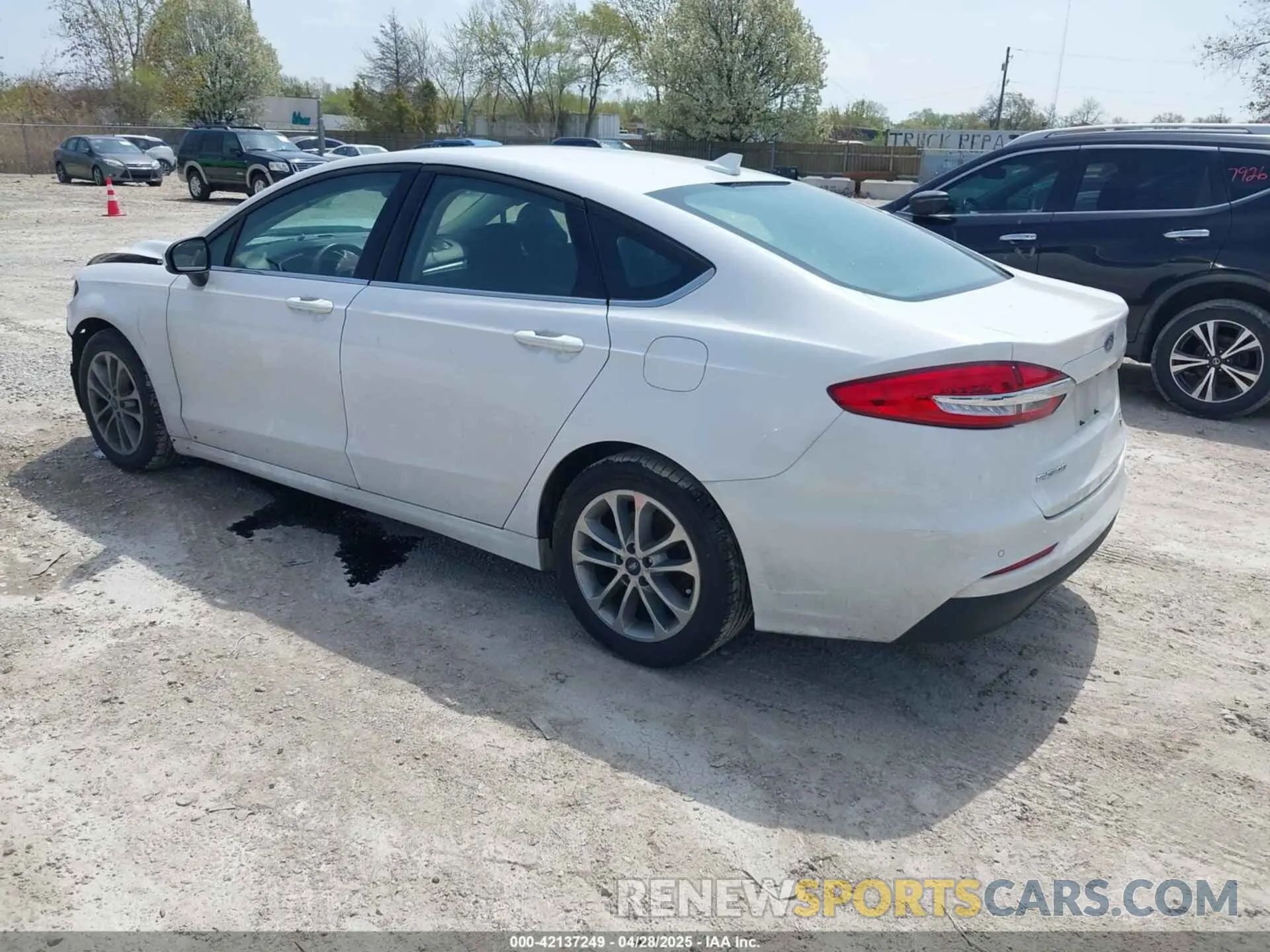 3 Photograph of a damaged car 3FA6P0HD3LR162034 FORD FUSION 2020