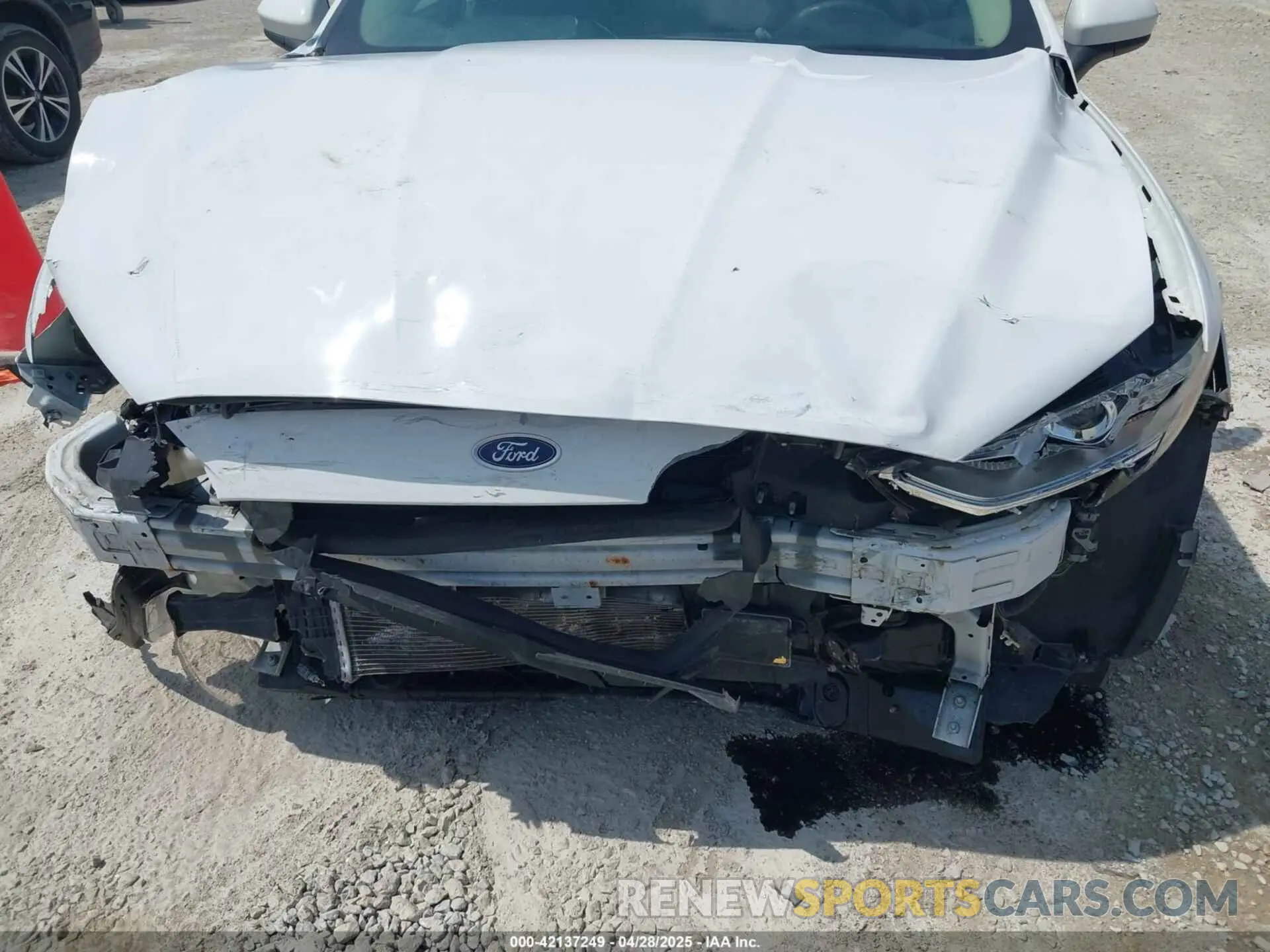 6 Photograph of a damaged car 3FA6P0HD3LR162034 FORD FUSION 2020