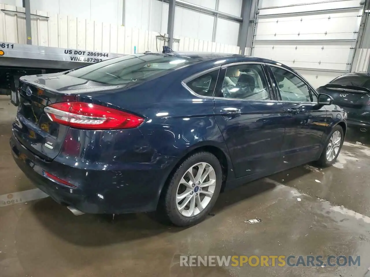 3 Photograph of a damaged car 3FA6P0HD3LR163135 FORD FUSION 2020