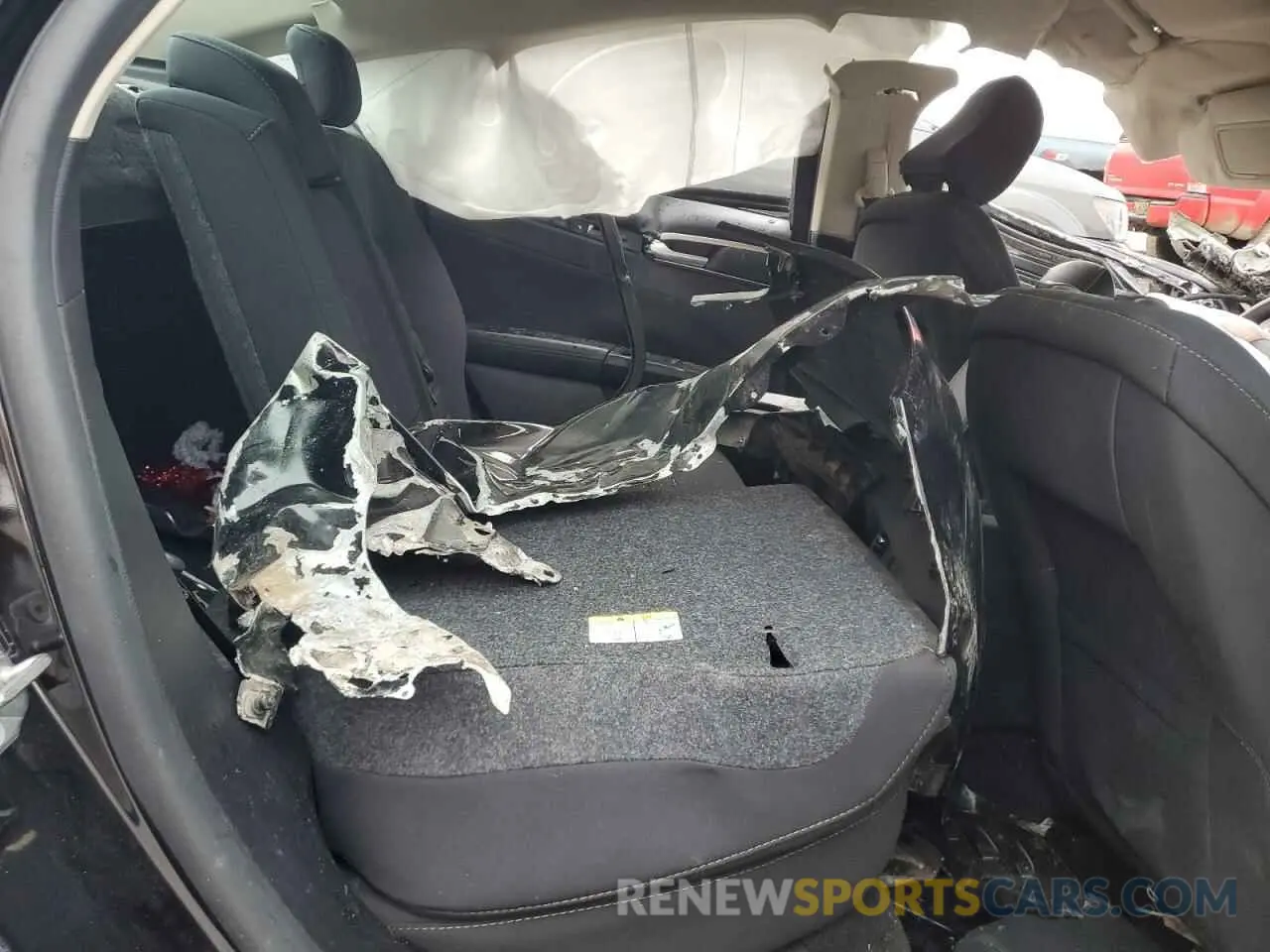 10 Photograph of a damaged car 3FA6P0HD3LR166861 FORD FUSION 2020