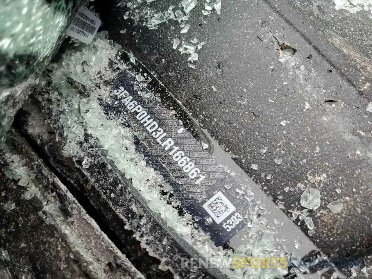 12 Photograph of a damaged car 3FA6P0HD3LR166861 FORD FUSION 2020