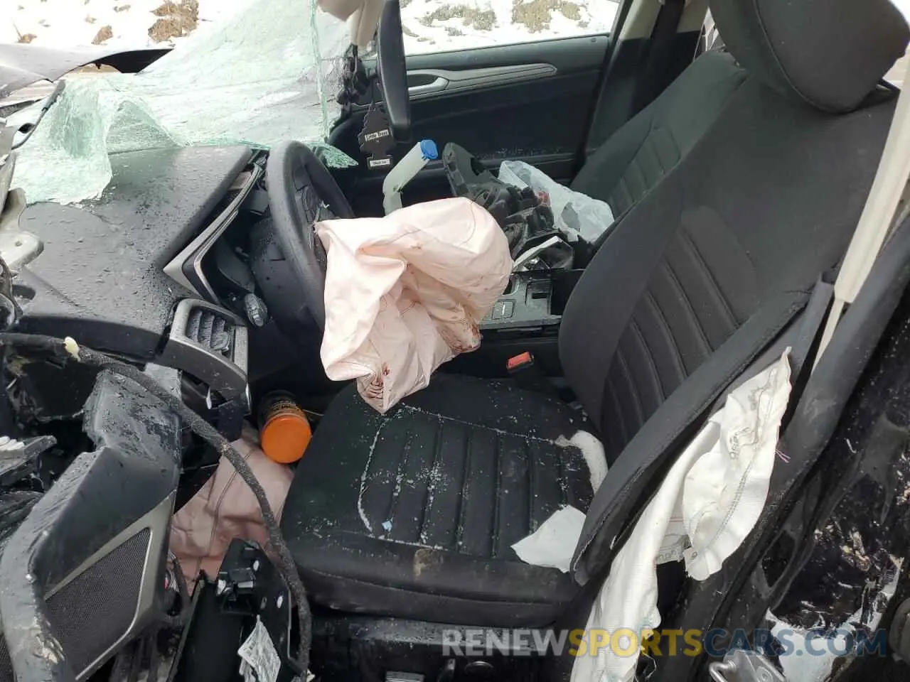 7 Photograph of a damaged car 3FA6P0HD3LR166861 FORD FUSION 2020