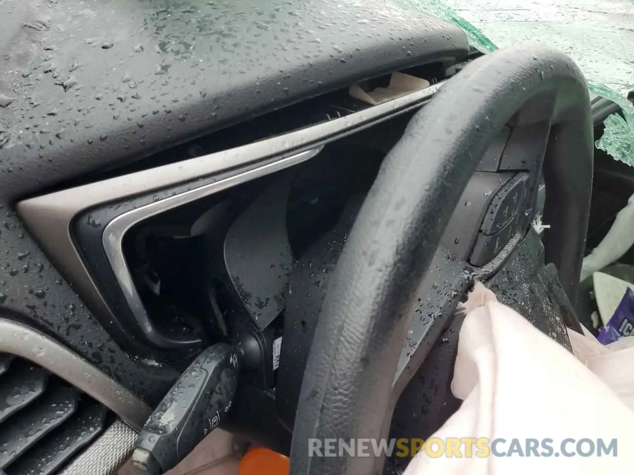 9 Photograph of a damaged car 3FA6P0HD3LR166861 FORD FUSION 2020