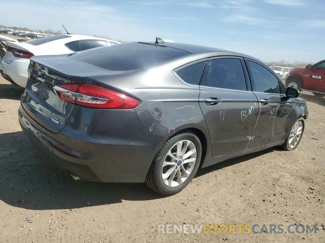 3 Photograph of a damaged car 3FA6P0HD3LR185507 FORD FUSION 2020