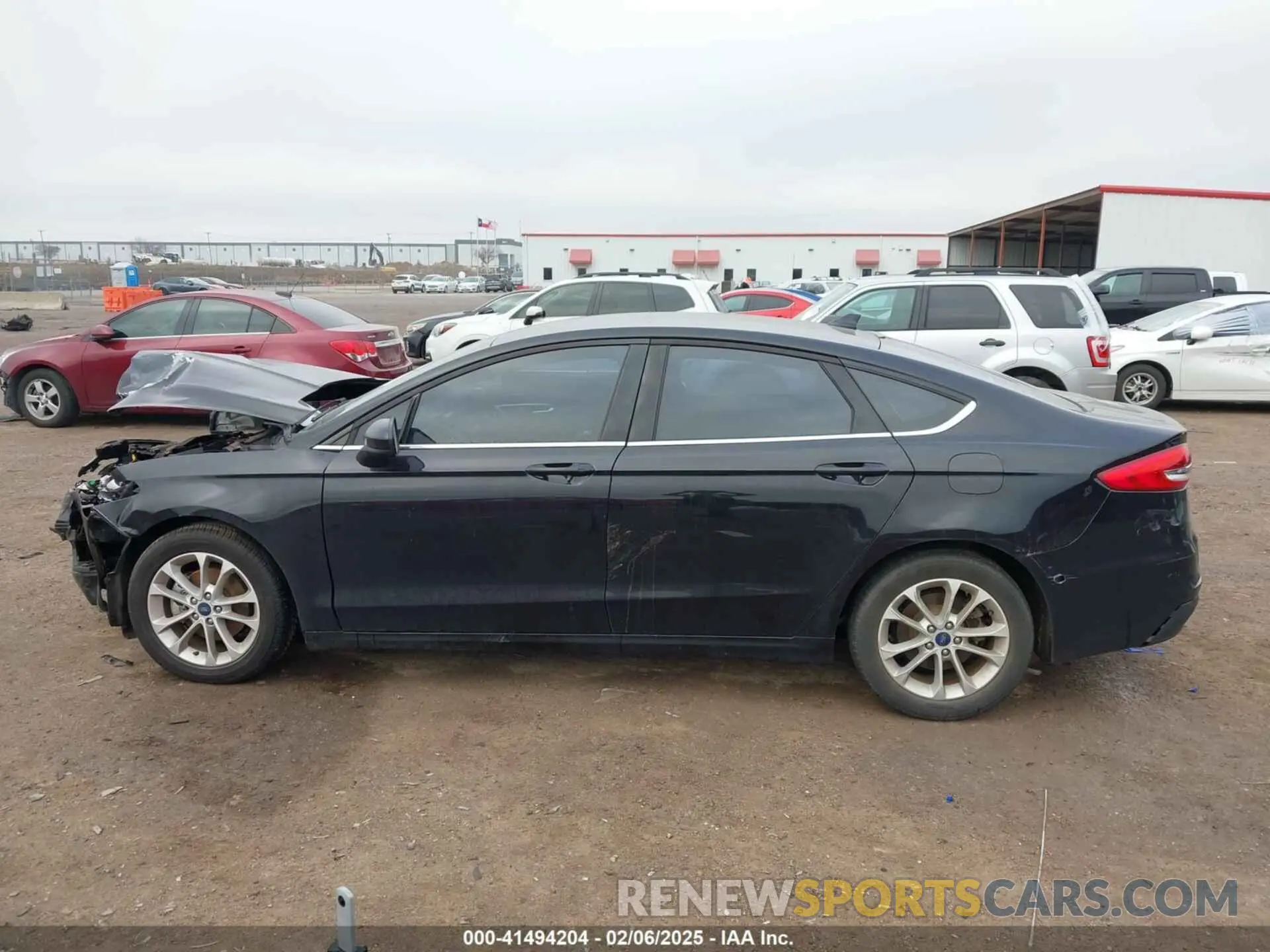 14 Photograph of a damaged car 3FA6P0HD3LR188567 FORD FUSION 2020