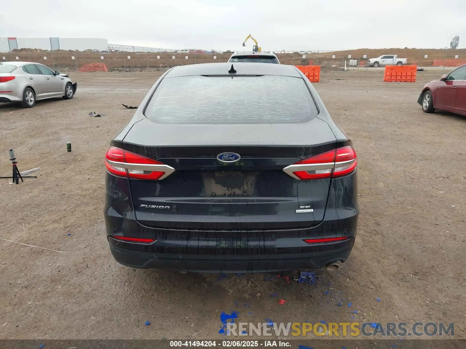16 Photograph of a damaged car 3FA6P0HD3LR188567 FORD FUSION 2020