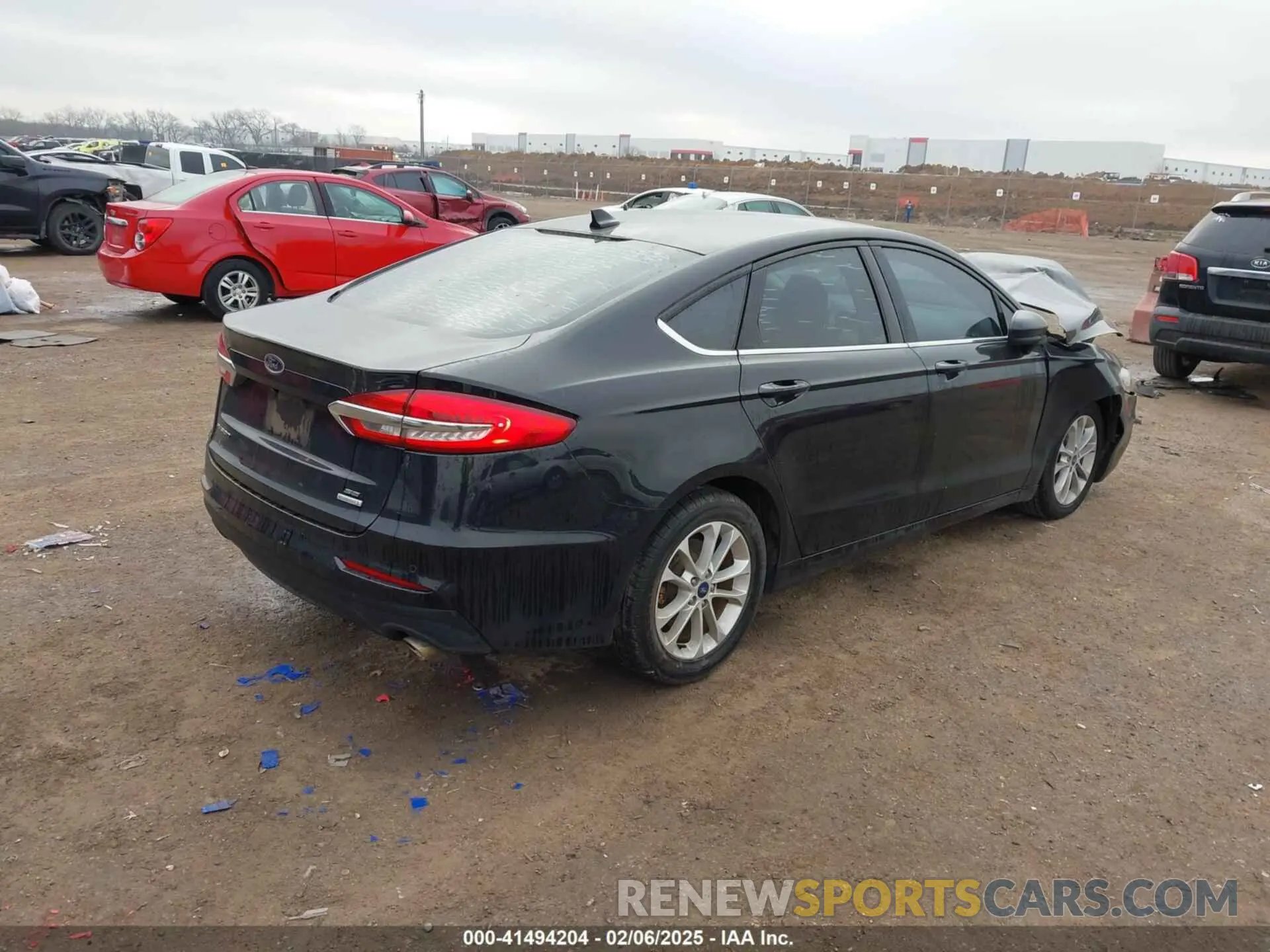 4 Photograph of a damaged car 3FA6P0HD3LR188567 FORD FUSION 2020