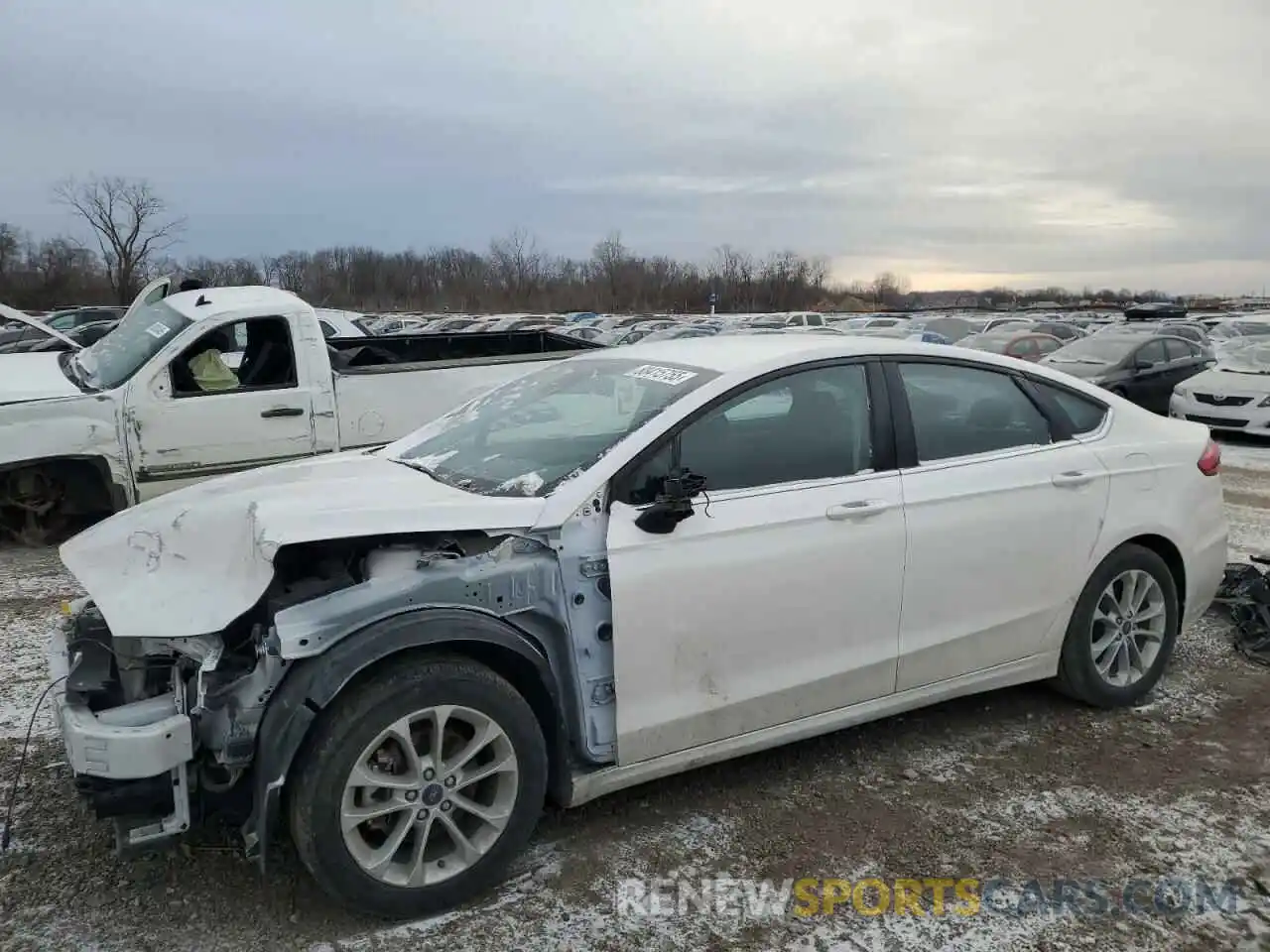 1 Photograph of a damaged car 3FA6P0HD3LR189279 FORD FUSION 2020