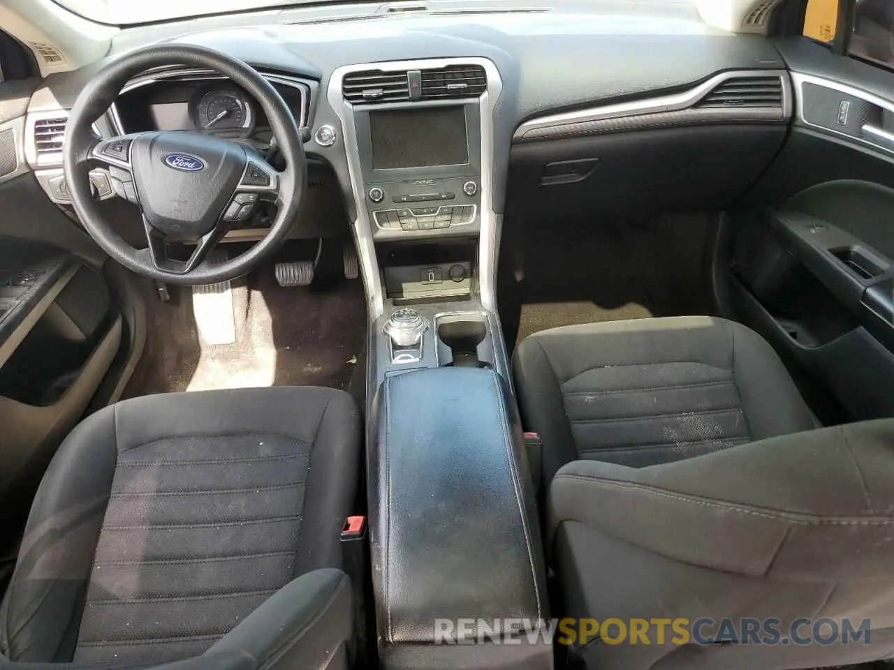 8 Photograph of a damaged car 3FA6P0HD3LR191484 FORD FUSION 2020