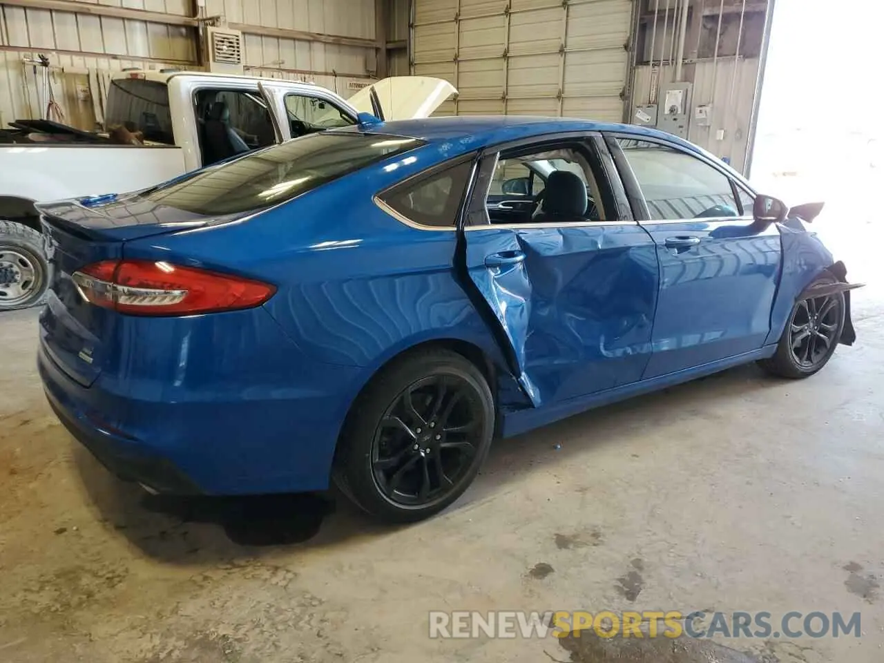 3 Photograph of a damaged car 3FA6P0HD3LR225634 FORD FUSION 2020