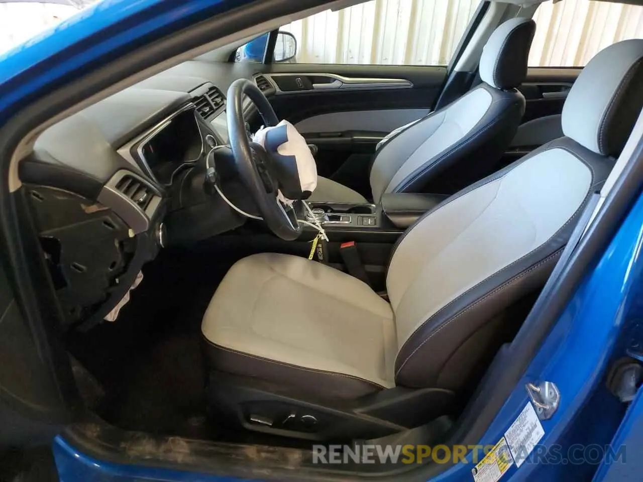 7 Photograph of a damaged car 3FA6P0HD3LR225634 FORD FUSION 2020