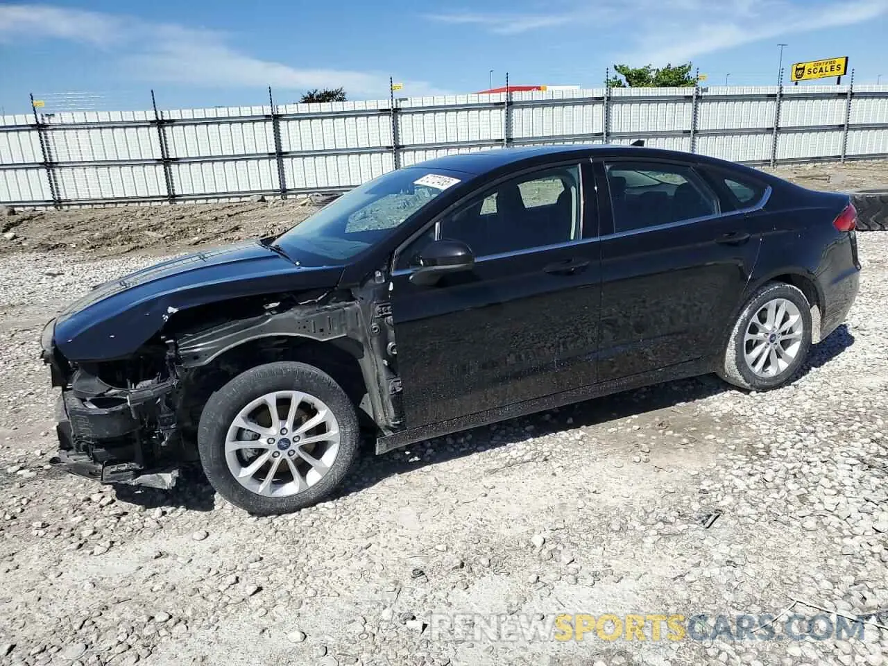 1 Photograph of a damaged car 3FA6P0HD3LR230011 FORD FUSION 2020