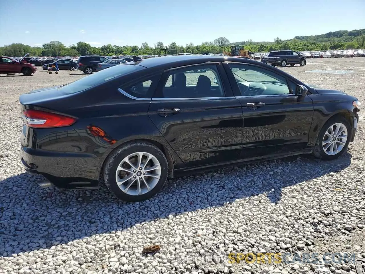 3 Photograph of a damaged car 3FA6P0HD3LR230011 FORD FUSION 2020