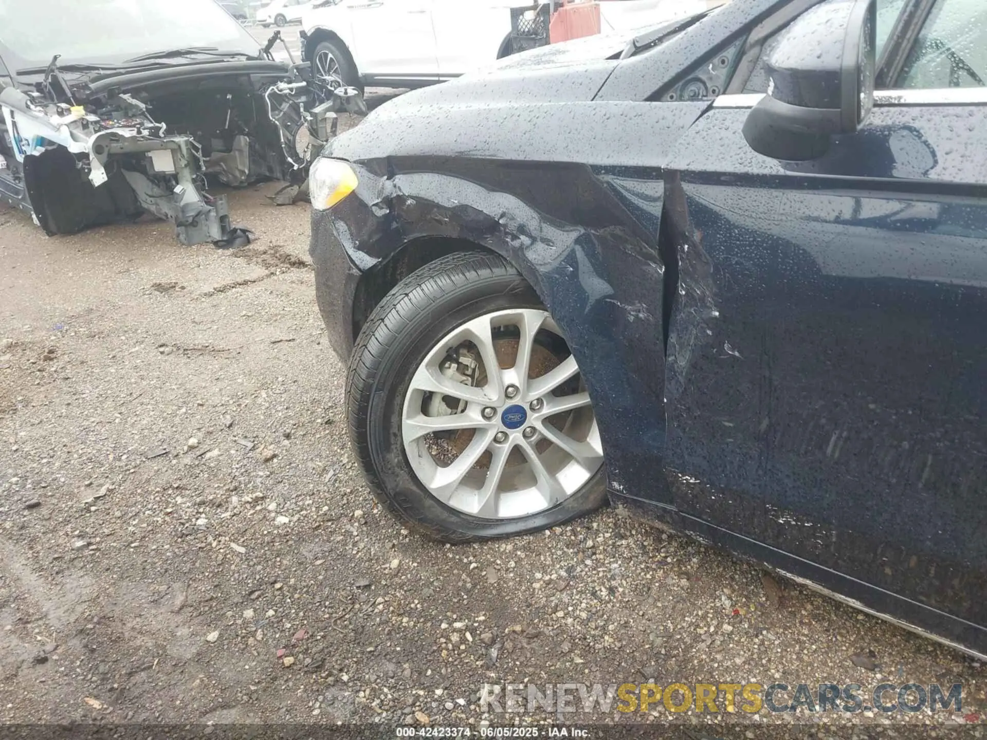 6 Photograph of a damaged car 3FA6P0HD3LR232406 FORD FUSION 2020