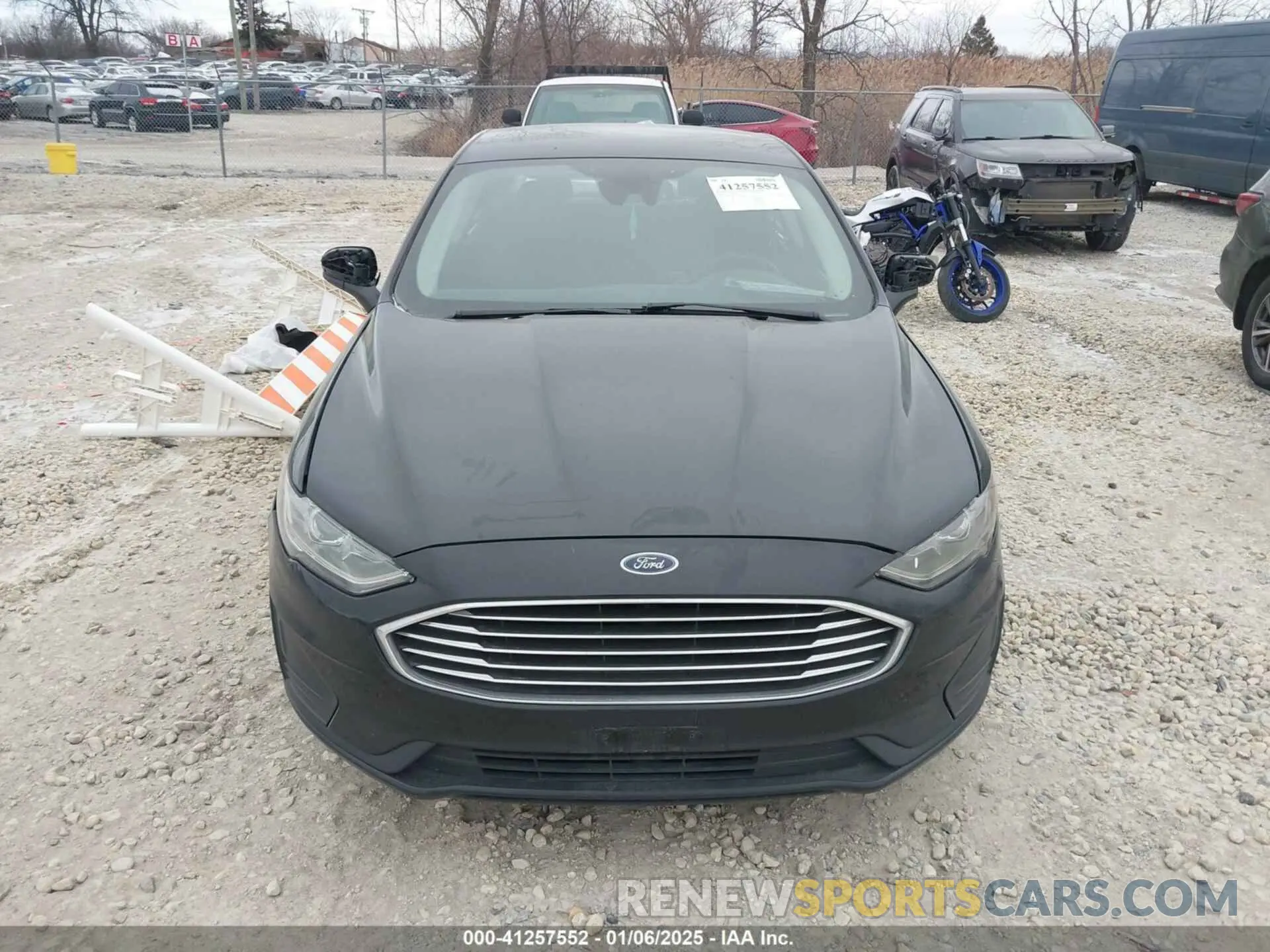 13 Photograph of a damaged car 3FA6P0HD3LR232812 FORD FUSION 2020