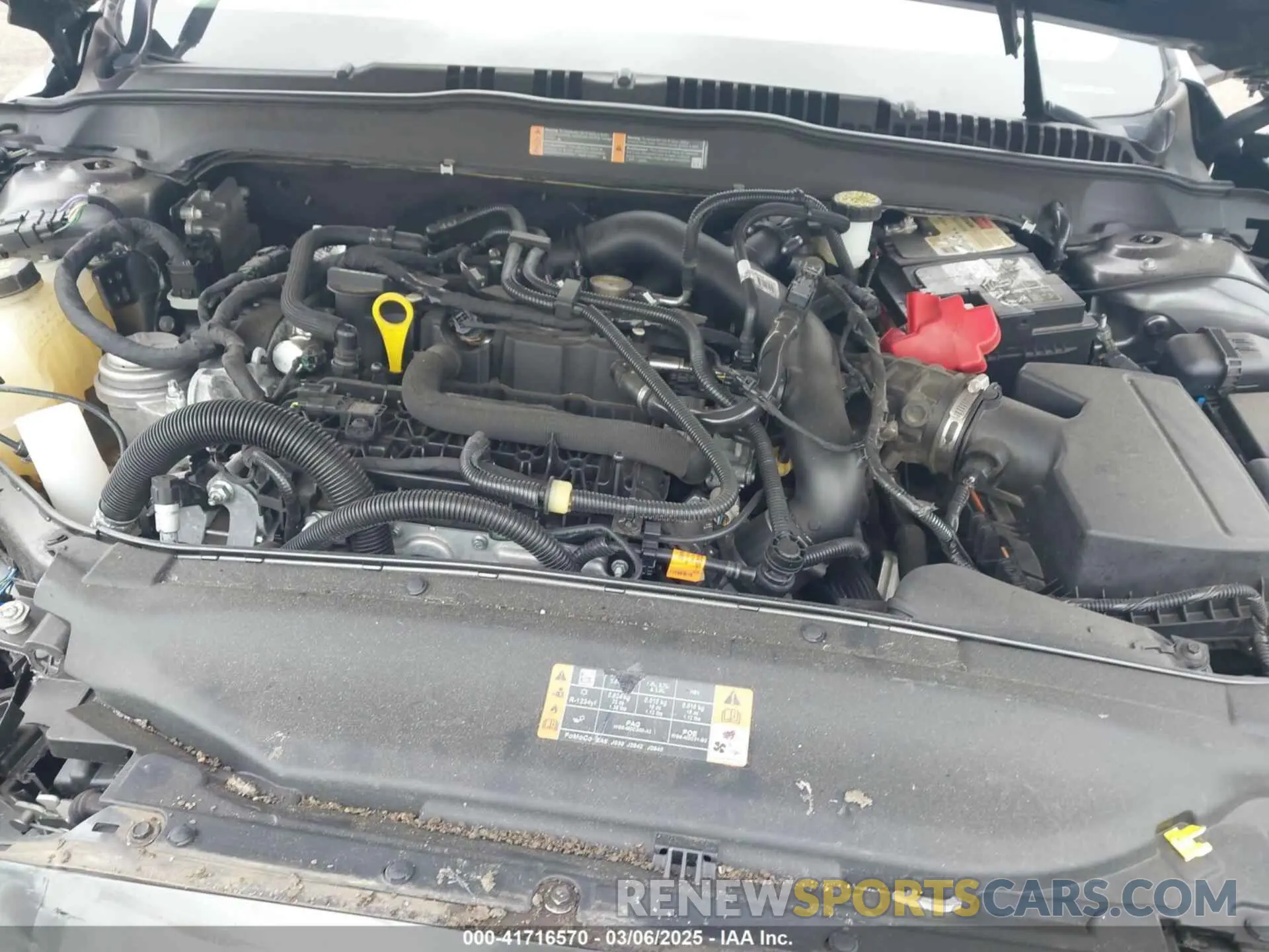 10 Photograph of a damaged car 3FA6P0HD3LR233913 FORD FUSION 2020