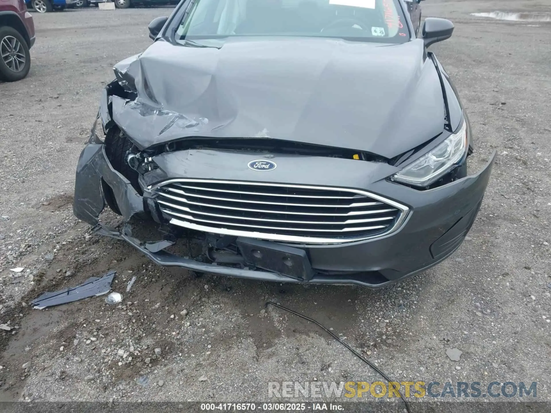 6 Photograph of a damaged car 3FA6P0HD3LR233913 FORD FUSION 2020