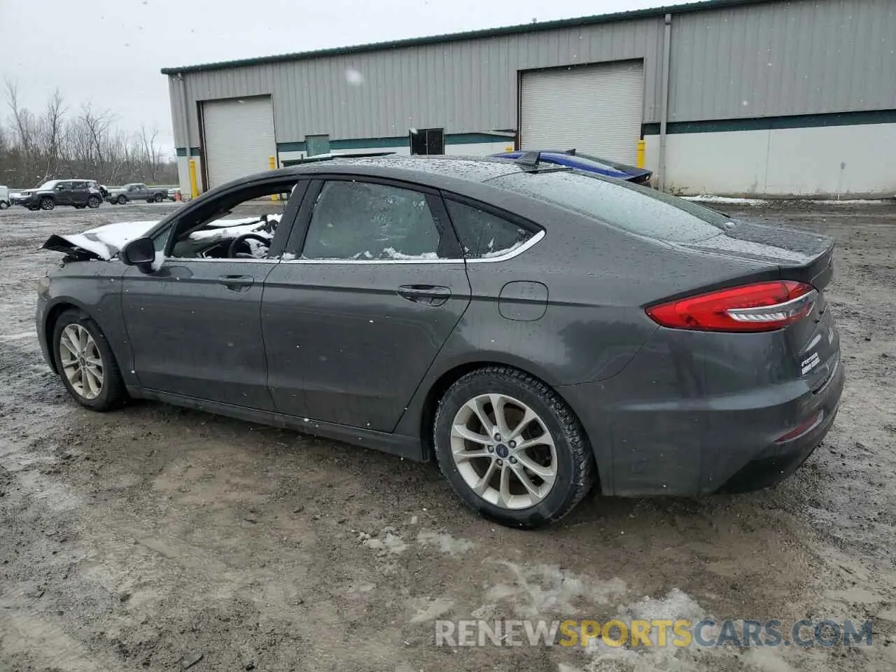 2 Photograph of a damaged car 3FA6P0HD3LR235838 FORD FUSION 2020