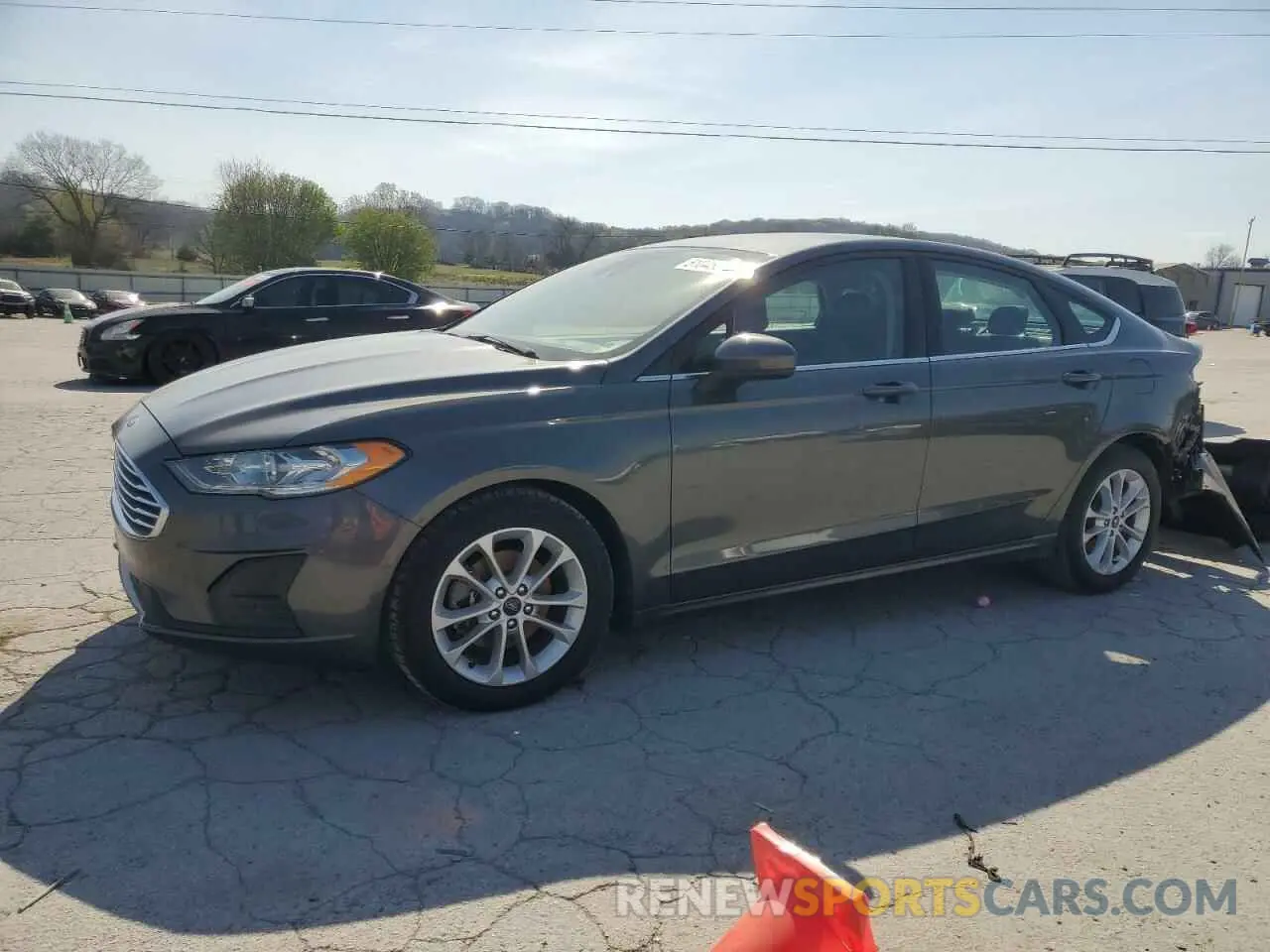 1 Photograph of a damaged car 3FA6P0HD3LR250811 FORD FUSION 2020