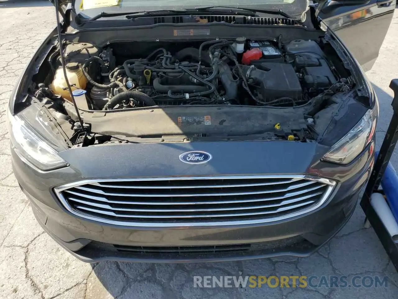 11 Photograph of a damaged car 3FA6P0HD3LR250811 FORD FUSION 2020