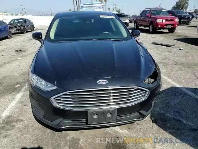 10 Photograph of a damaged car 3FA6P0HD3LR255393 FORD FUSION 2020