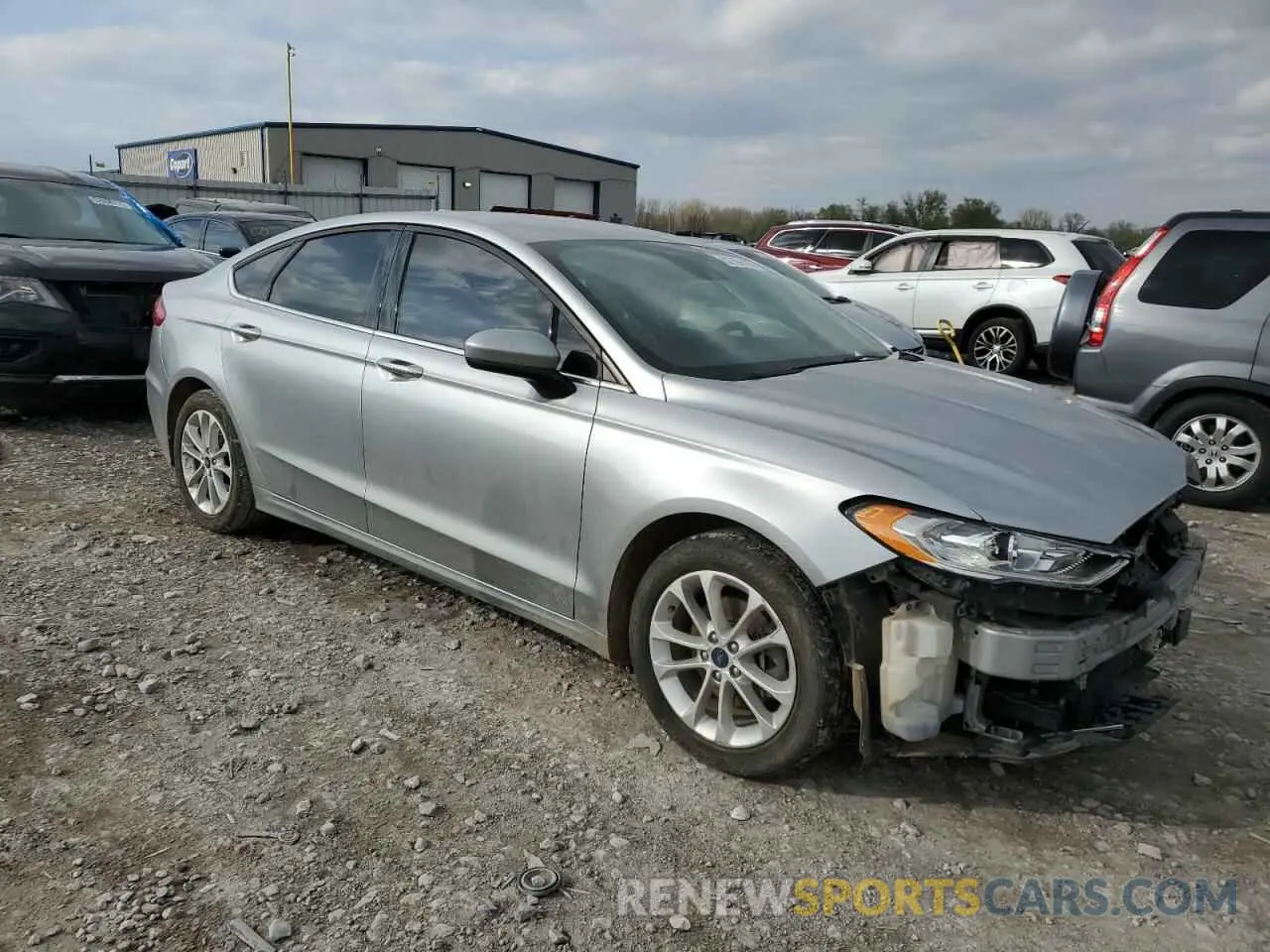 4 Photograph of a damaged car 3FA6P0HD3LR257015 FORD FUSION 2020