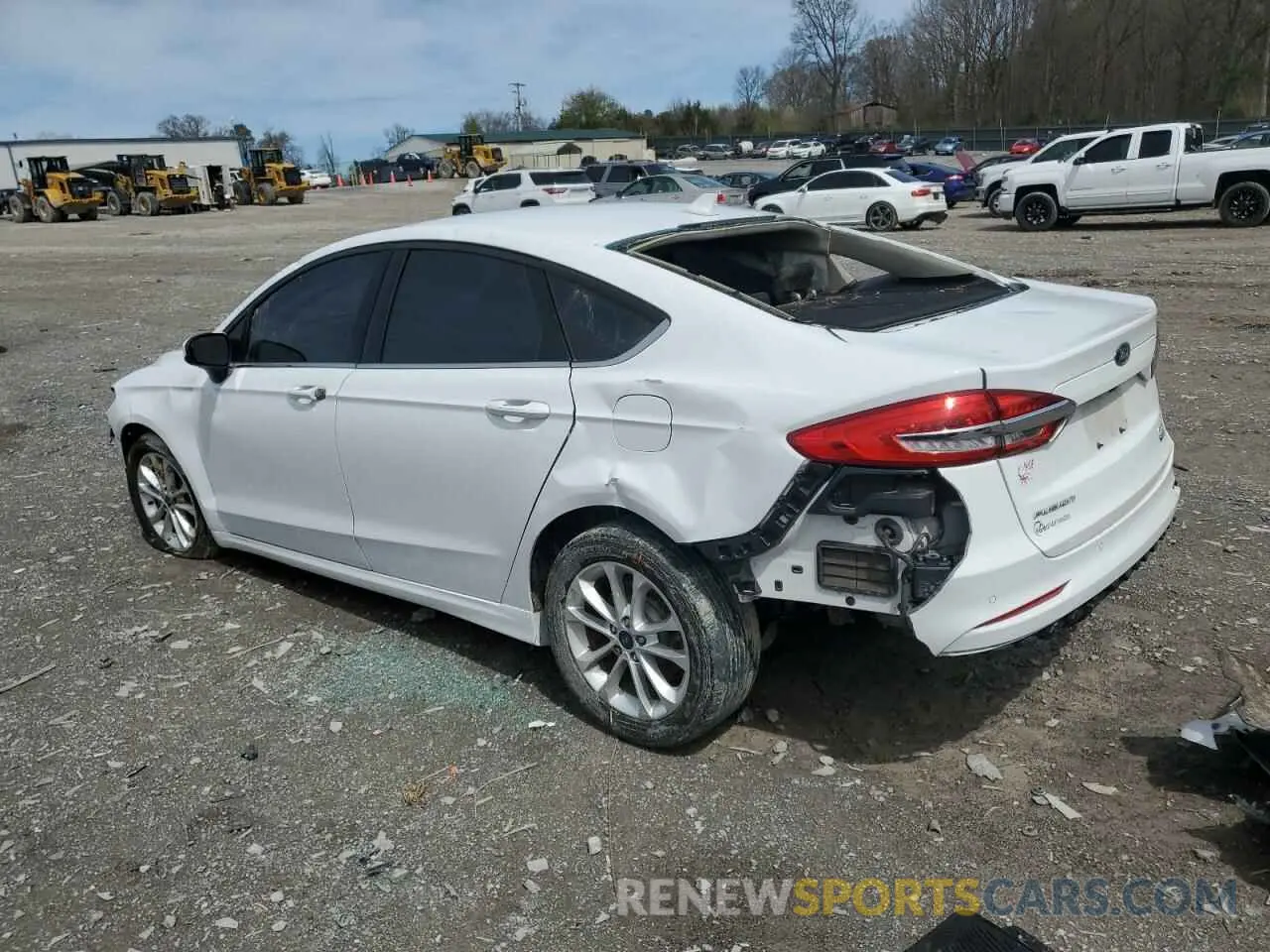2 Photograph of a damaged car 3FA6P0HD3LR258035 FORD FUSION 2020