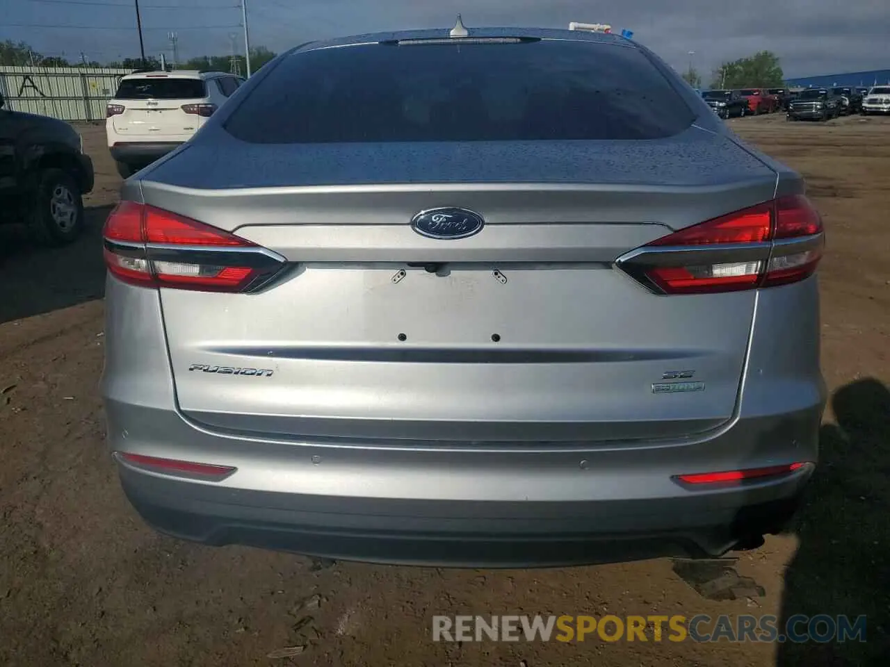 6 Photograph of a damaged car 3FA6P0HD4LR107933 FORD FUSION 2020