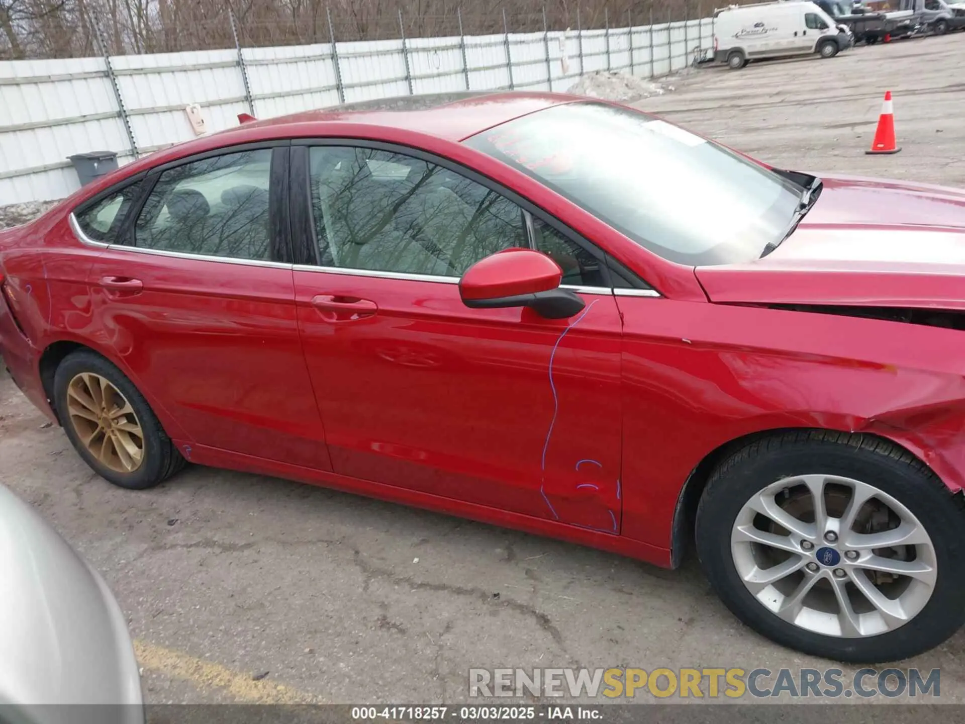 14 Photograph of a damaged car 3FA6P0HD4LR109679 FORD FUSION 2020