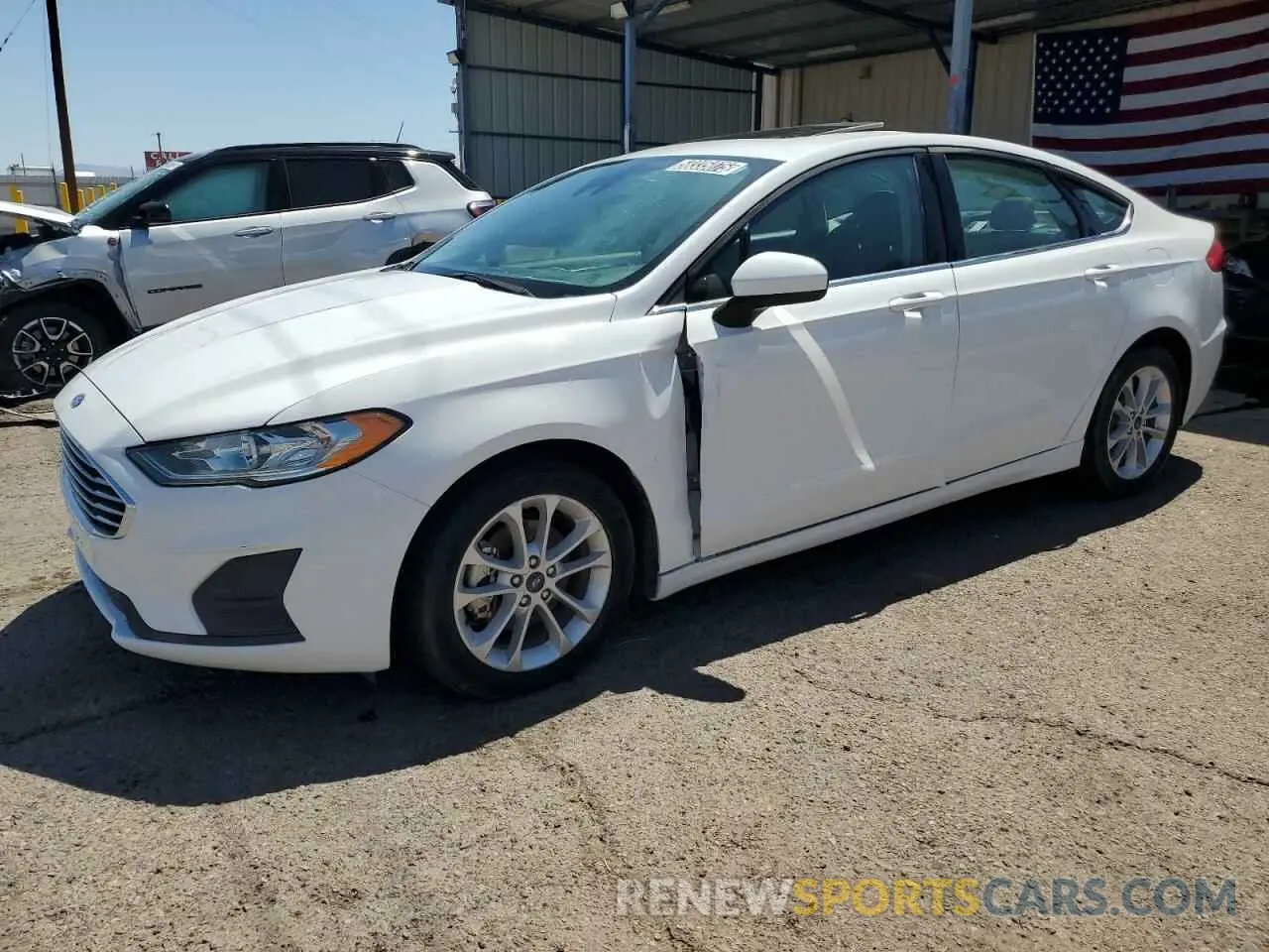 1 Photograph of a damaged car 3FA6P0HD4LR136008 FORD FUSION 2020