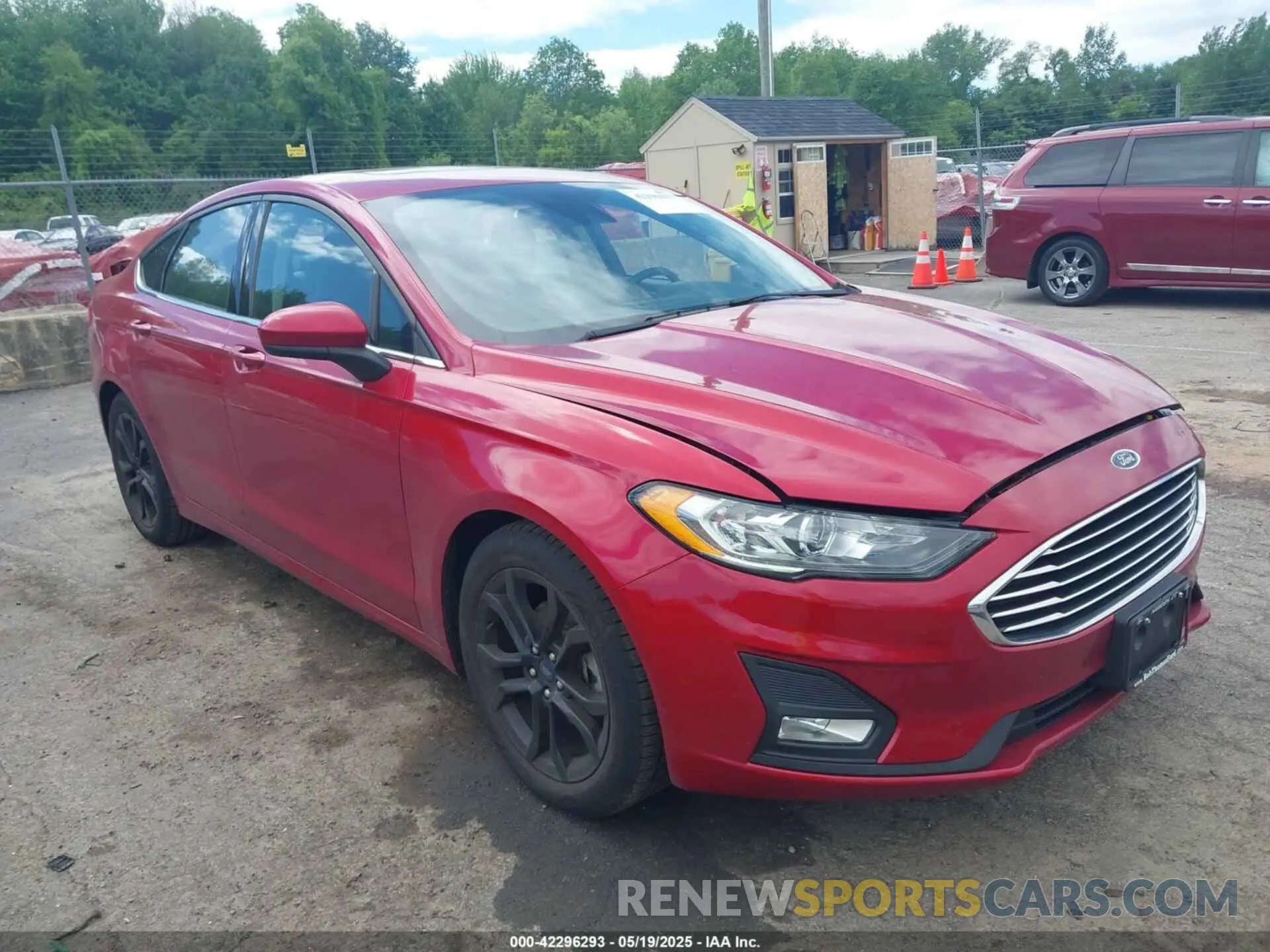 1 Photograph of a damaged car 3FA6P0HD4LR158297 FORD FUSION 2020