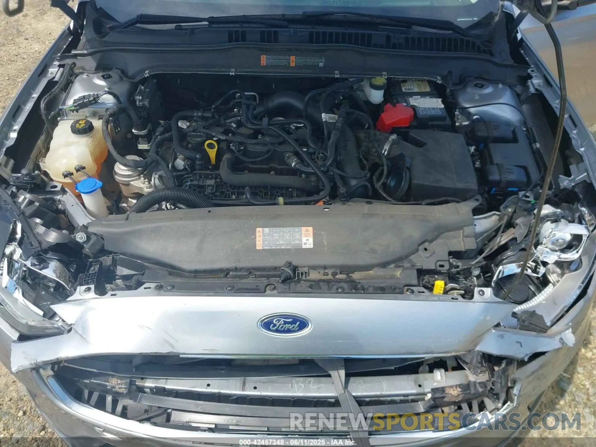 10 Photograph of a damaged car 3FA6P0HD4LR184141 FORD FUSION 2020